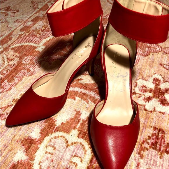 High heels - Picture 3 of 4